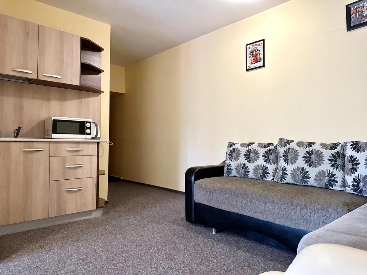 La O Barfa Apartman Ploieşti Kültér fotó